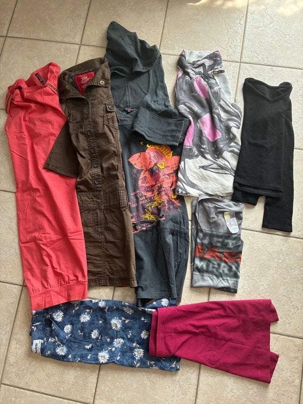 Lot 8 vêtements femme ou ado - T. XS S 32/34 - bon état ou s, Enlèvement ou Envoi, Porté, Taille 34 (XS) ou plus petite