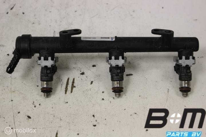 Brandstofrail met injectoren VW Up! 04C133313N, Utilisé