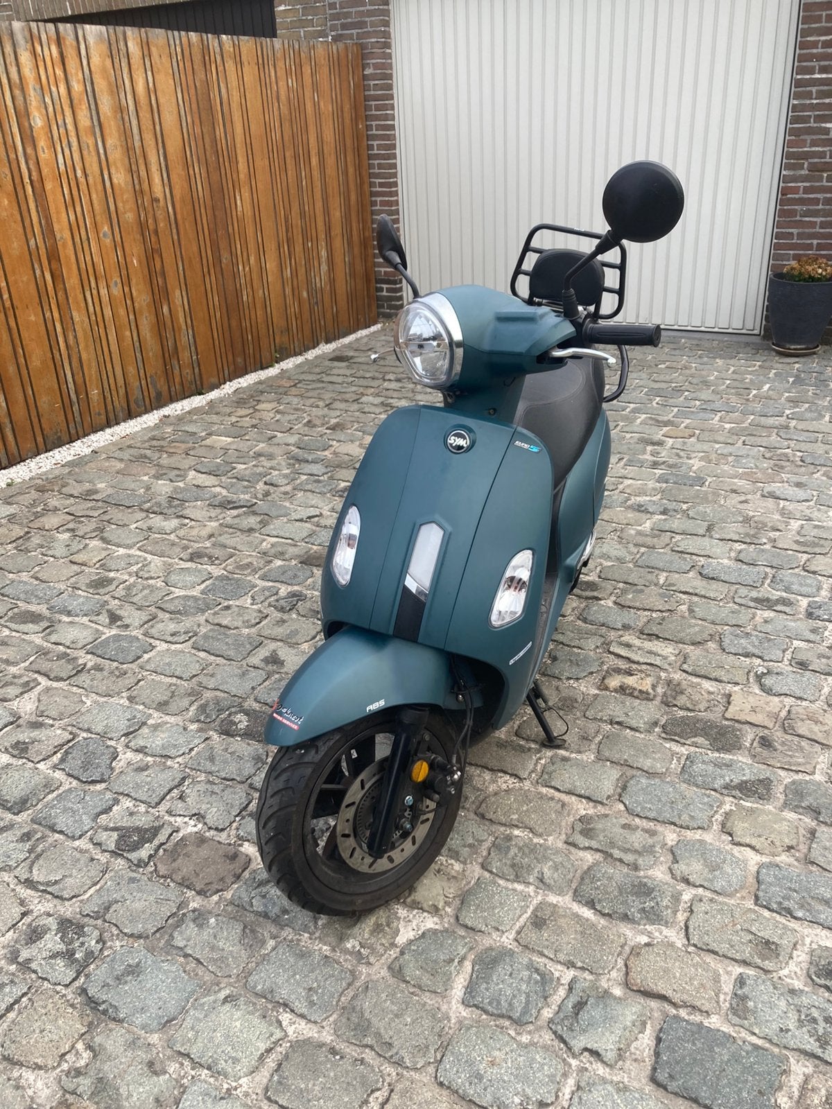 Fiddle 4.   5500 km, Fietsen en Brommers, Ophalen, 125 cc, Zo goed als nieuw, Benzine