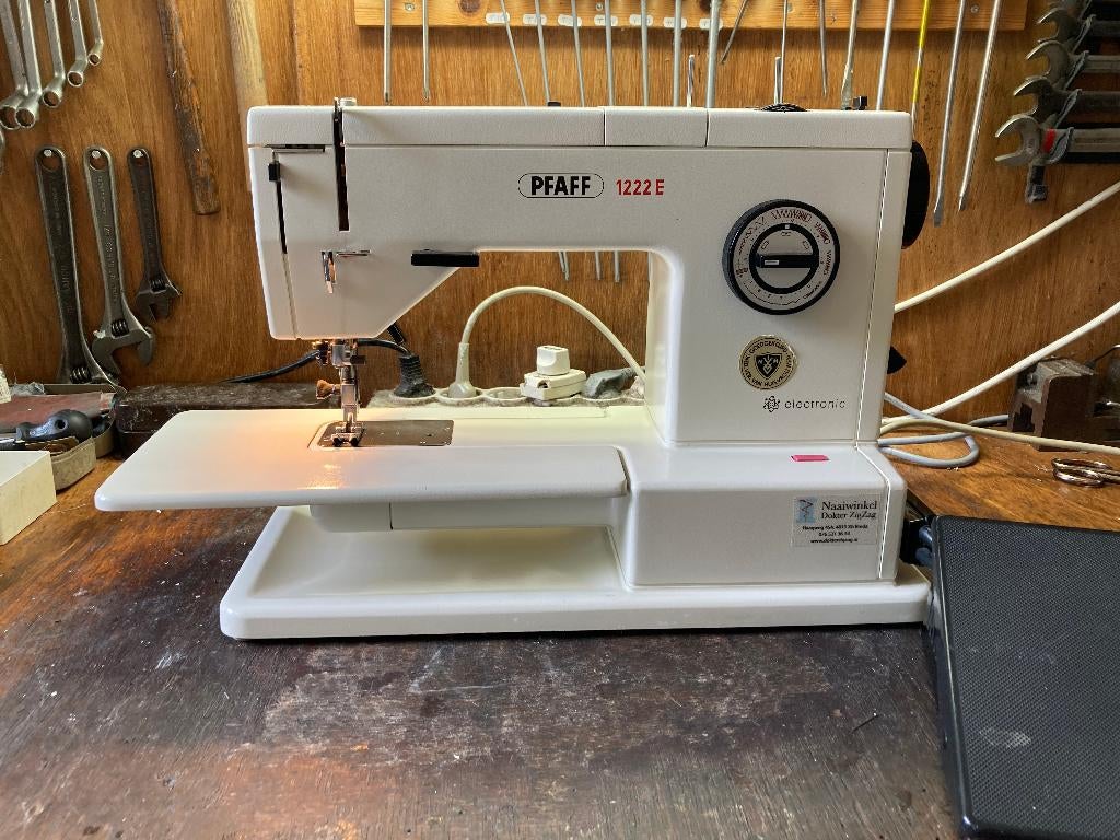 Pfaff 1222E naaimachine met dubbeltransport (idt), Hobby & Loisirs créatifs, Pfaff, Enlèvement ou Envoi, Machine à coudre, Industrie