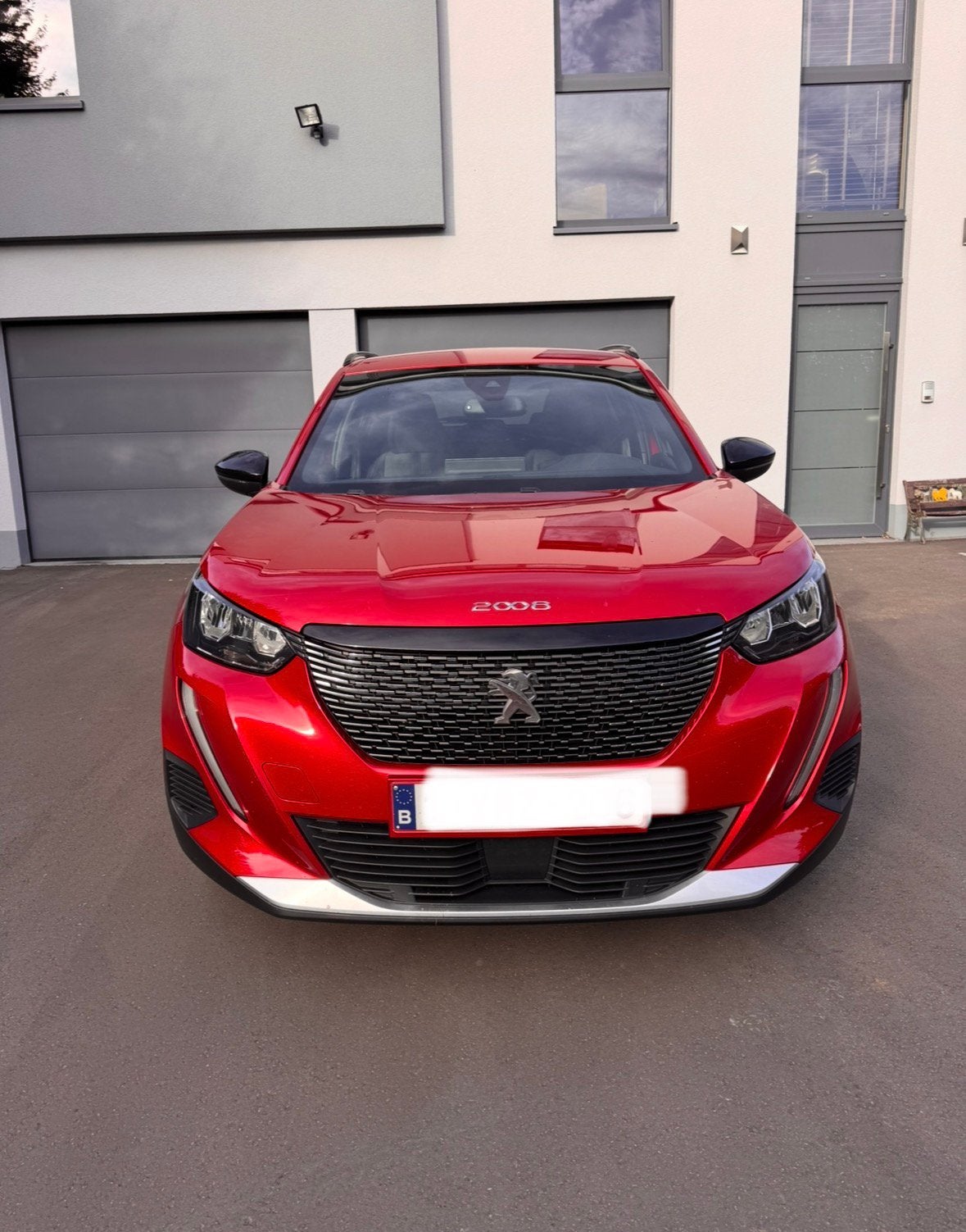 Peugeot2008 . BoîteAuto . 131ch . PackAllure . RougeSaphir, Autos, Rouge, Achat, 1200 kg, Entretenue par le concessionnaire