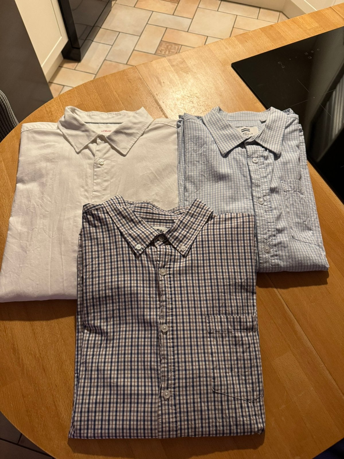 Drie zeer mooie herenhemden te koop., Ophalen, Nieuw, Overige maten
