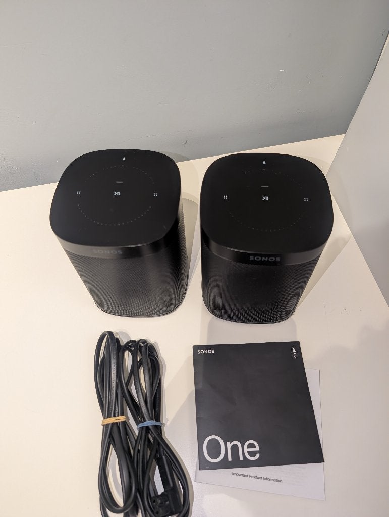 Sonos One Gen 2 zwart (paar) - Nieuwstaat -Wifi-luidsprekers, Audio, Tv en Foto, Geschikt voor surround/home cinema, Ophalen of Verzenden