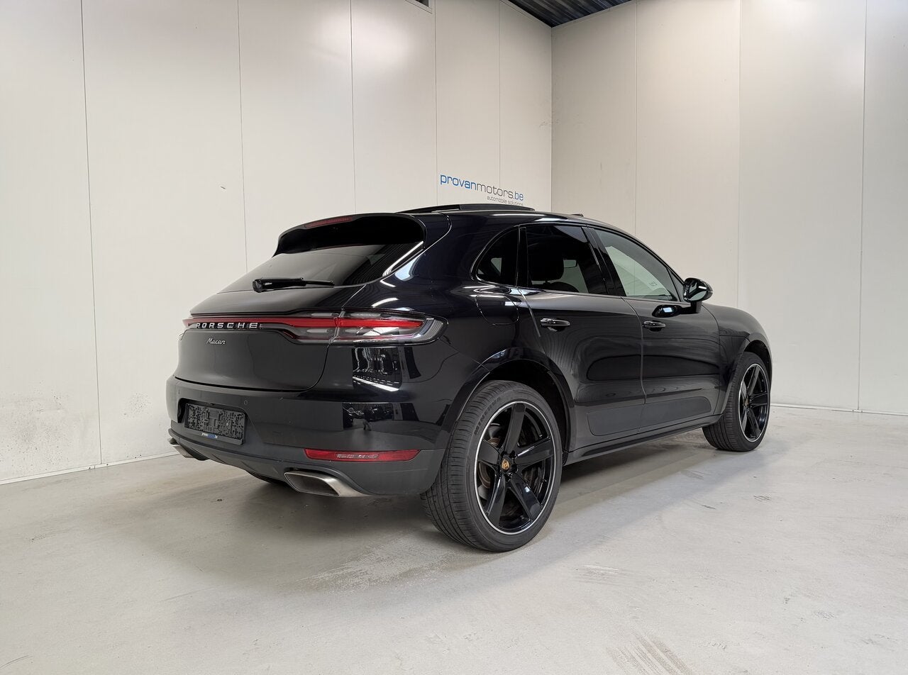 Porsche Macan 2.0 Benzine - Pano - Topstaat! 1Ste Eig!, 4 cilinders, 1984 cc, 0 kg, Zwart