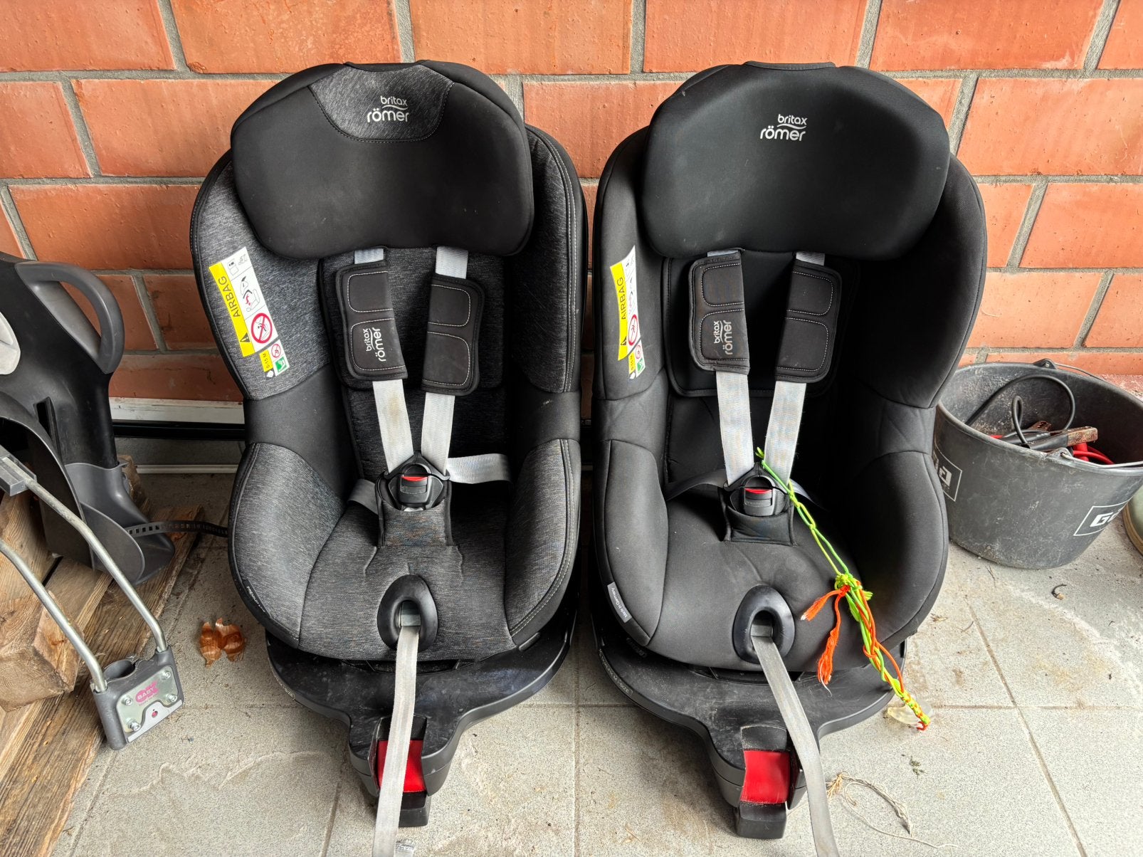 2 identieke autostoelen  Britax Römer Dualfix M i-Size, Ophalen, Romer, Verstelbare rugleuning, Gebruikt