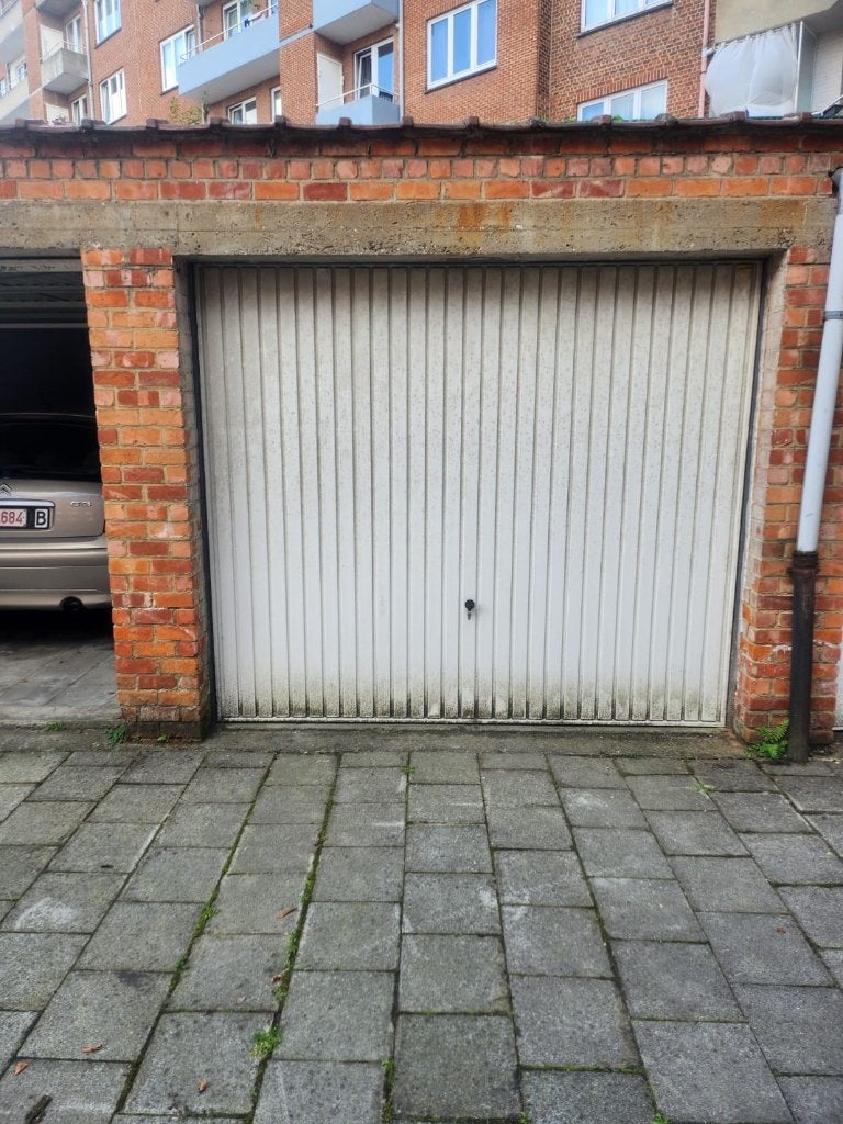 Garage à louer Woluwe-Saint-Lambert, Bruxelles