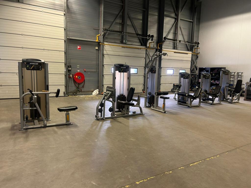 9 Precor Apparaten , Legpress, Leg Extension,Leg Curl,Pulley, Enlèvement, Utilisé, Jambes