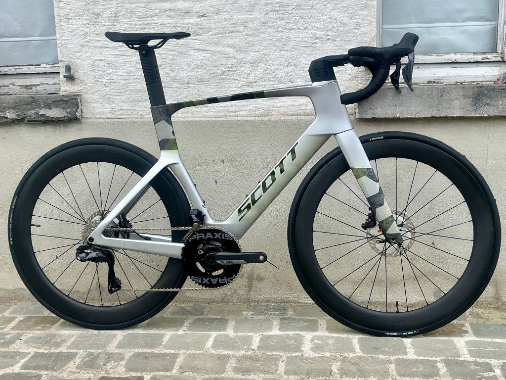 Scott Foil RC Custom | 56 | Ultegra Di2 | Capital 1.0 |Power, 28 inch, Carbon, Heren, Zo goed als nieuw