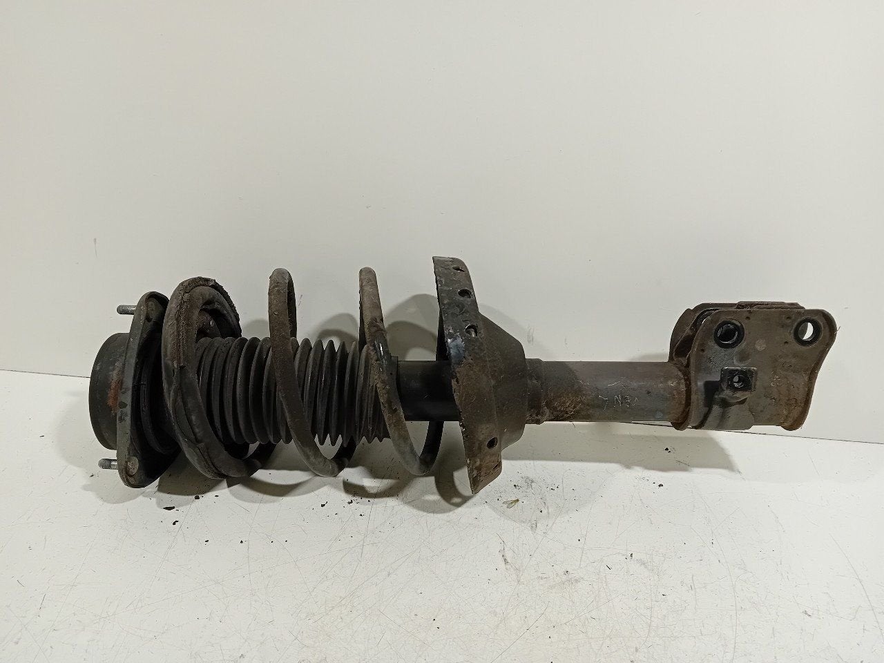 Veerpoot links voor Subaru Impreza, Subaru, Onderdelen@venauto.nl, Van der Ven Autorecycling B.V., Ettenseweg 76, 4706 PB Roosendaal, The Netherlands