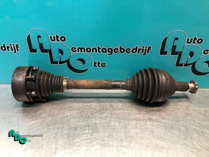 Arbre de transmission avant gauche d'un Seat Ibiza (Ibiza 08, -, 3 mois de garantie, Utilisé, -