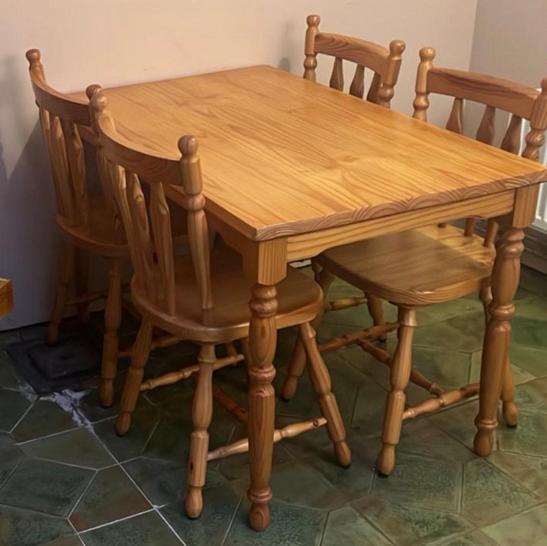 4 cafestoelen en stevige tafel, Brun, Enlèvement, Utilisé, Bois