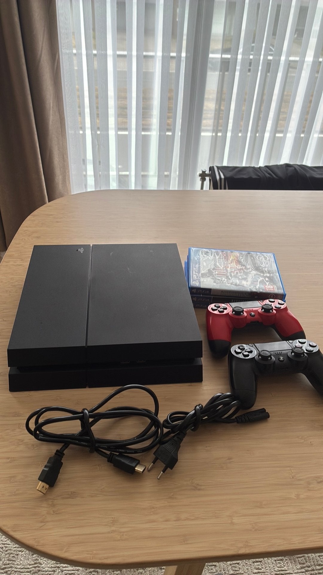 Ps4 500gb +2 controllers +games compleet pakket, Ophalen, Zo goed als nieuw