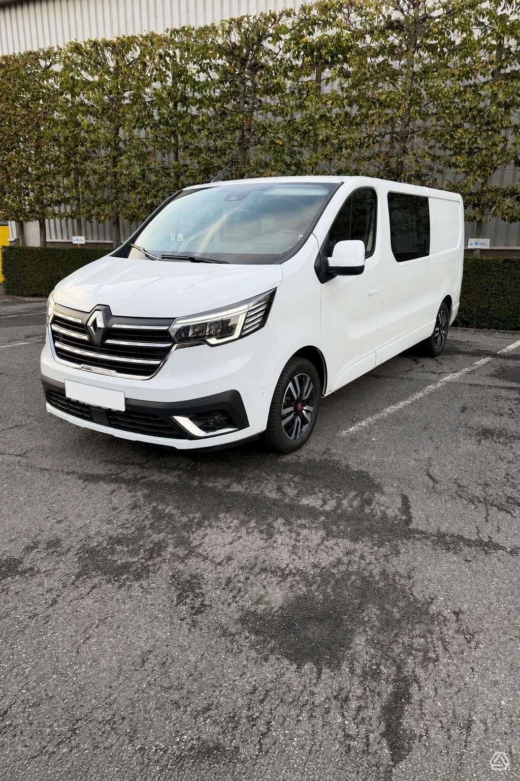 Renault Trafic Red edition, Auto's, Dealer onderhouden, Renault, Leder en Stof, Wit