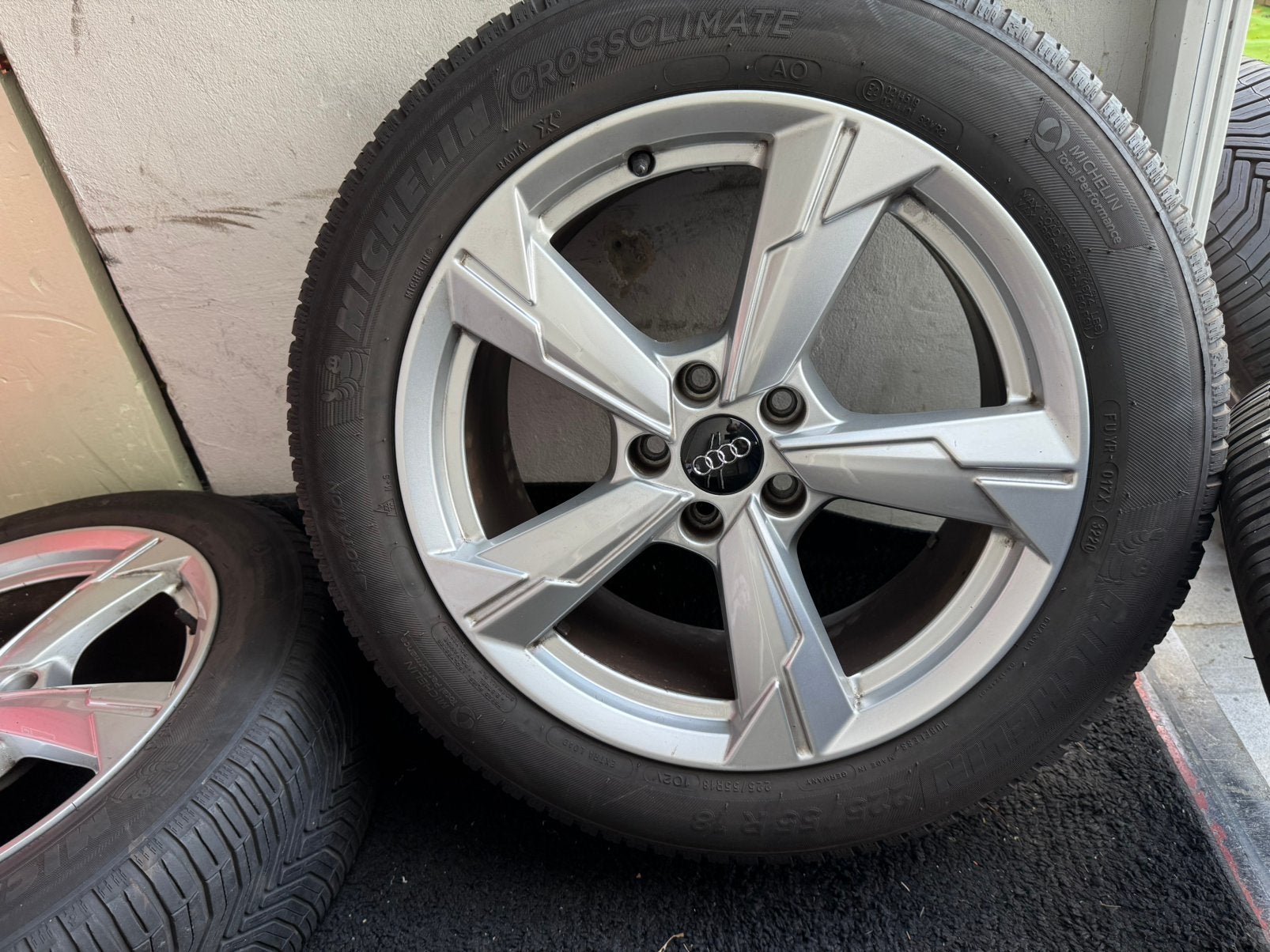 Velgen origineel audi a6 ( c8 ), Autos : Pièces & Accessoires, 4 Saisons, Enlèvement, 225 mm, Pneu(s)