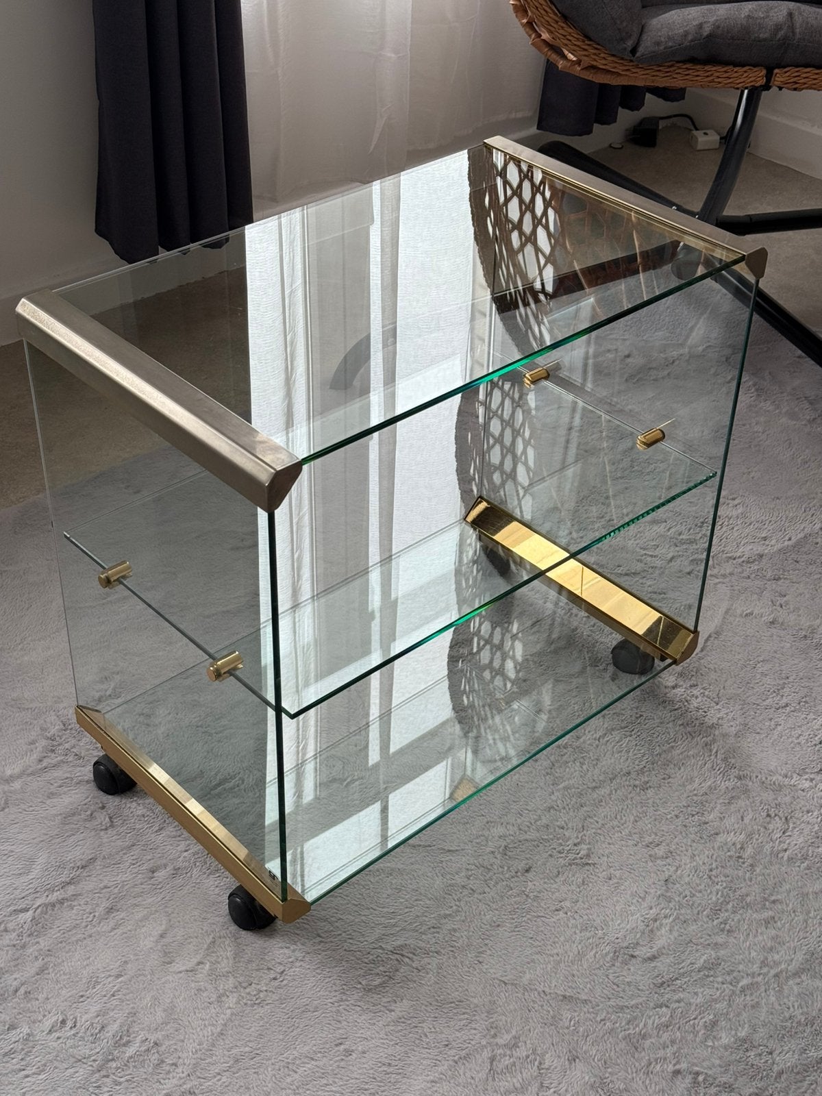 Table chariot vintage en verre Gallotti & Radice, Italie, Enlèvement ou Envoi, Italian modern 70's, 50 à 100 cm, Comme neuf