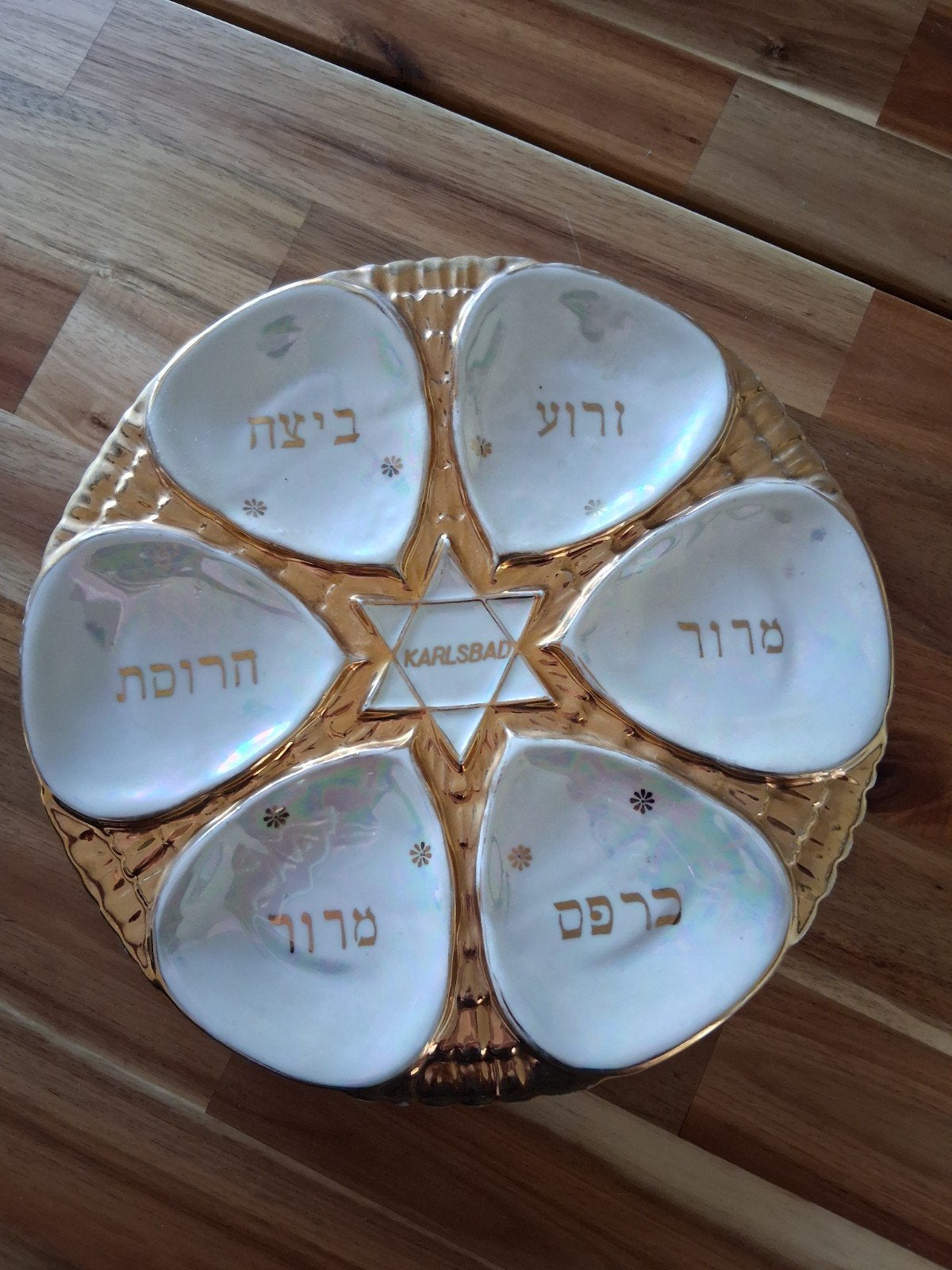 antieke porseleinen Seder schotel (Judaica), Ophalen