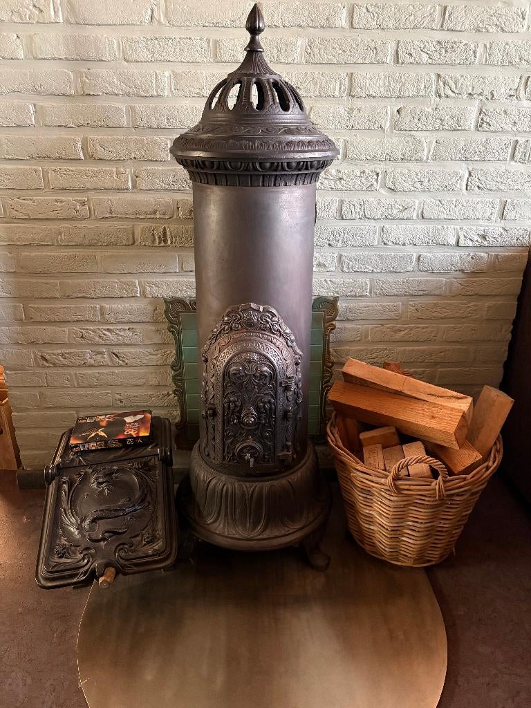 Kachel 'Duveltje', Ophalen, Gebruikt, Vrijstaand, Hout