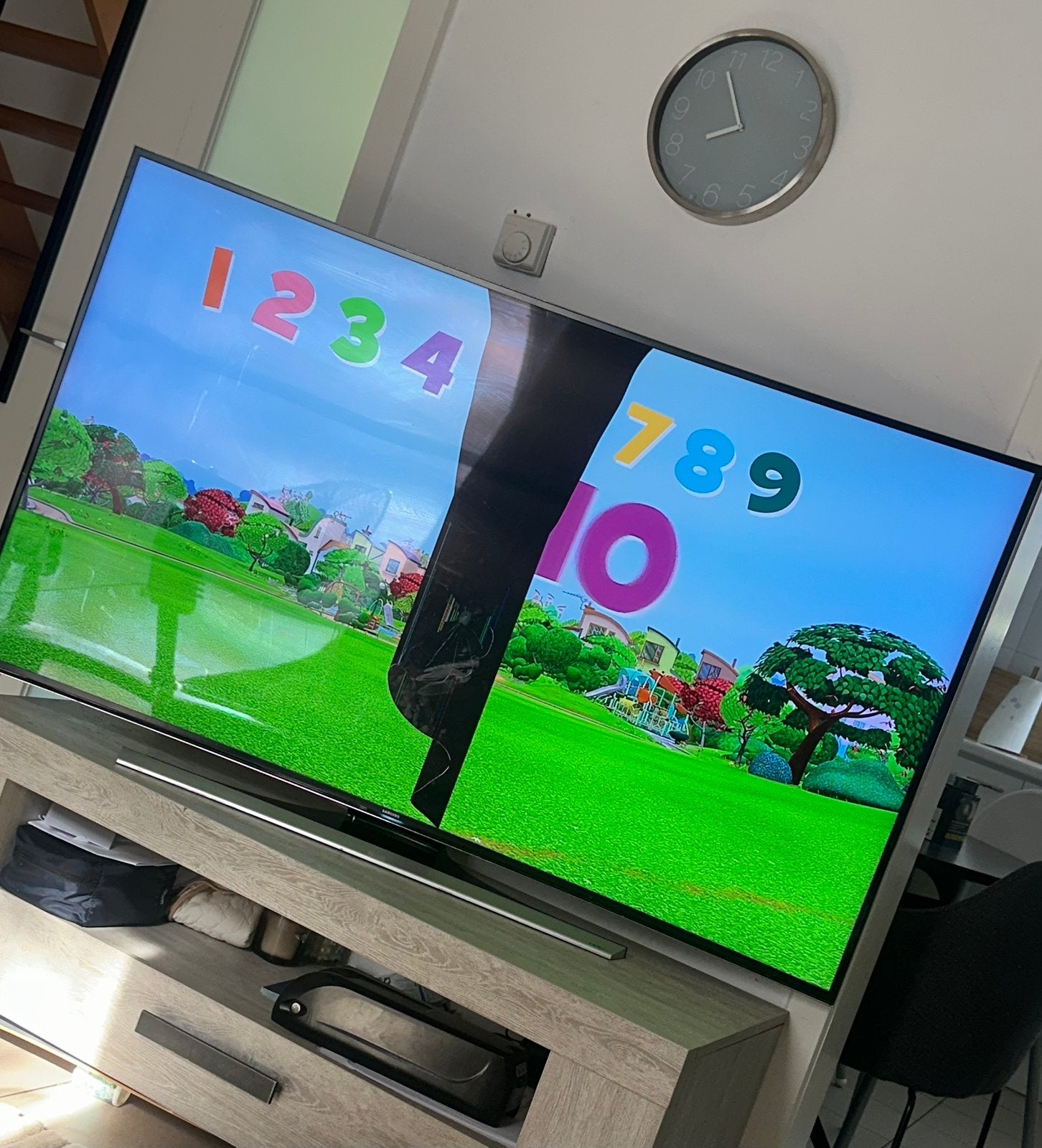 Samsung 65” smart tv voor onderdelen of herstel, TV, Hi-fi & Vidéo, Télévisions, QLED, Enlèvement, 4k (UHD), Smart TV