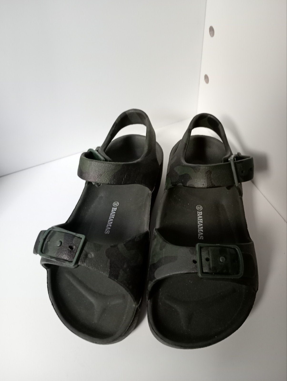 Sandalen met legerprint maat 29. Nieuw!, Kinderen en Baby's, Babykleding | Schoentjes en Sokjes, Ophalen of Verzenden