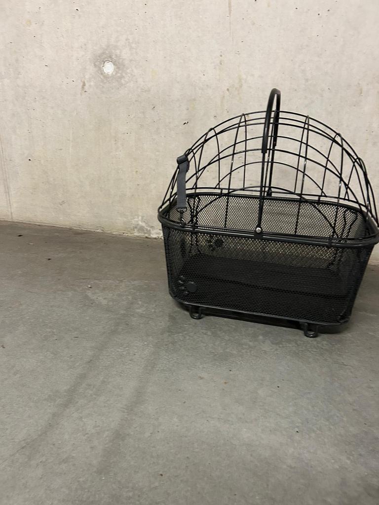 Hondenmand fiets max 12 kg nieuwstaat, Ophalen, Zo goed als nieuw