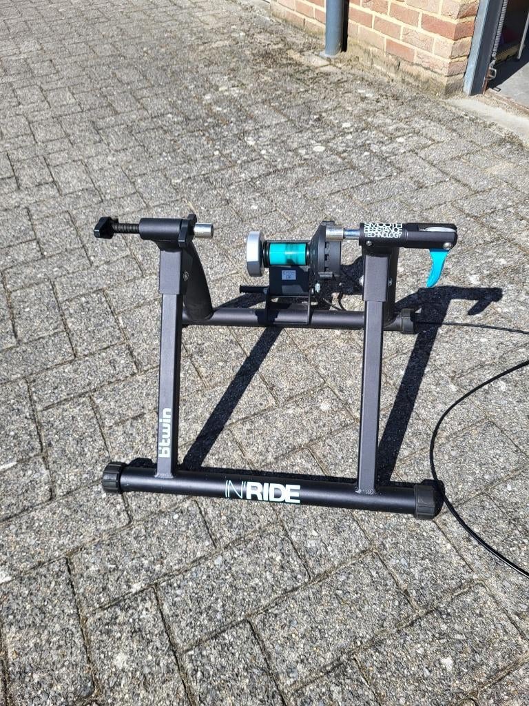 B’Twin In’Ride fietstrainer (smart trainer), Fietsen en Brommers, Ophalen, Gebruikt, Decathlon Btwin
