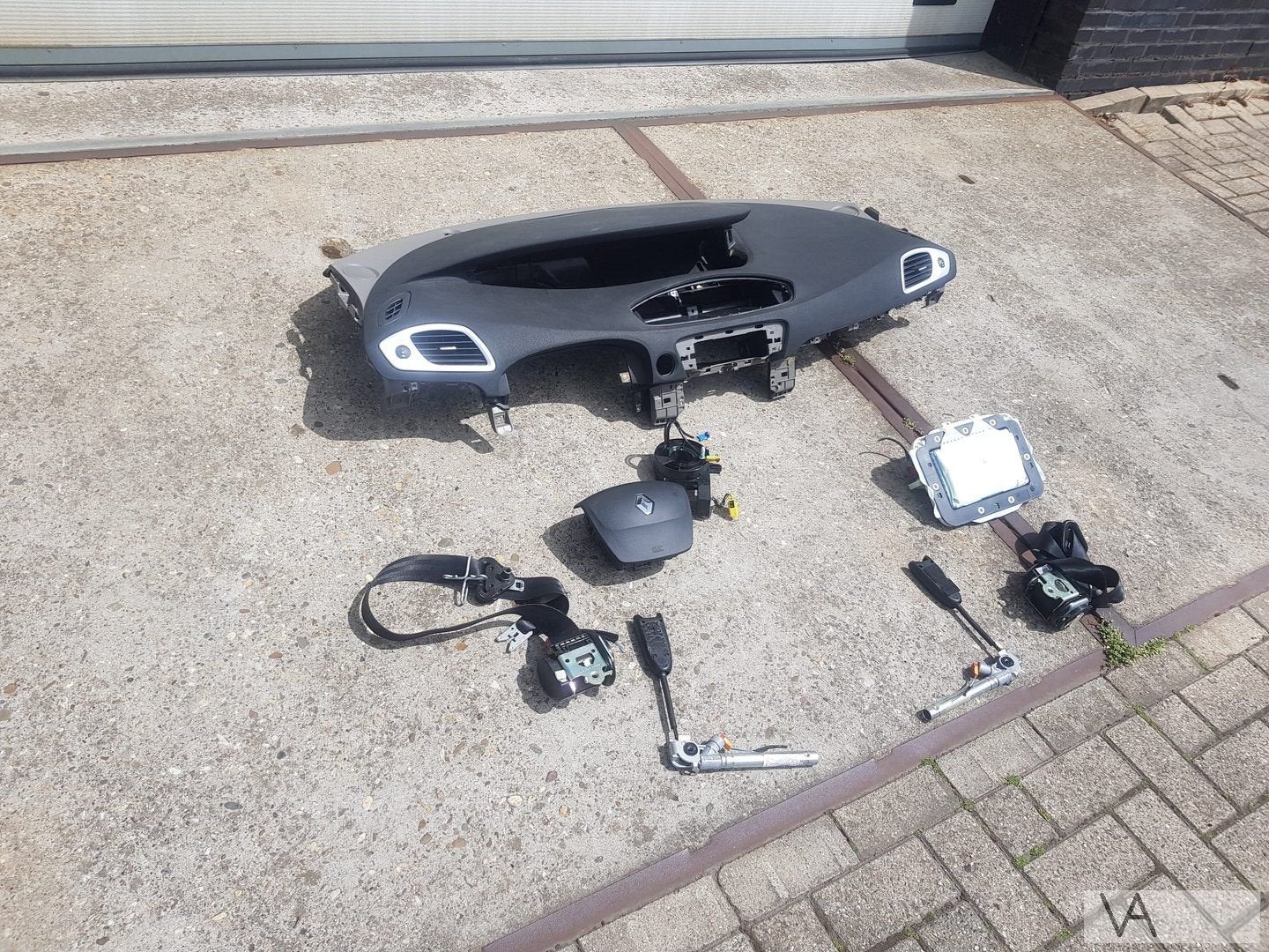 Renault Scenic 2009 - 2015 airbag set met dashboard €100, Auto-onderdelen, Dashboard en Schakelaars, Renault, Gebruikt, Ophalen of Verzenden