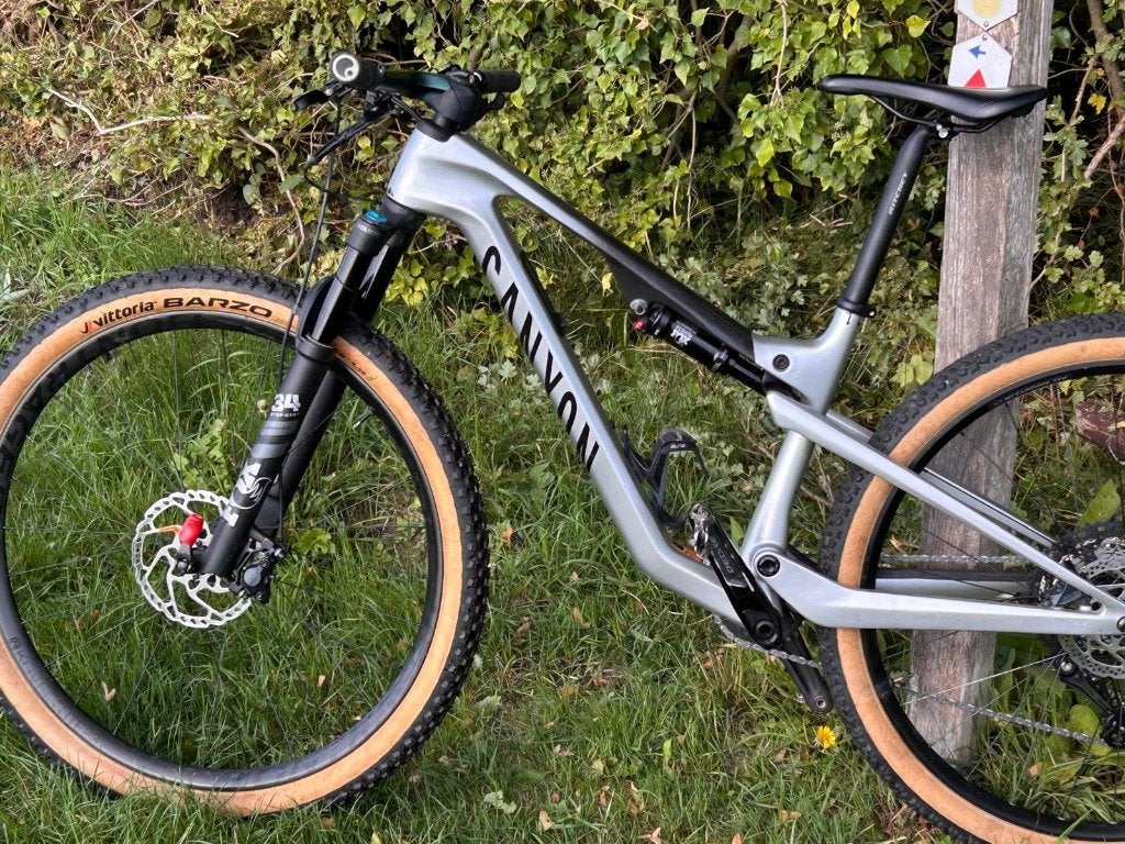 Canyon lux trail cf 6 Mtb, Fietsen en Brommers, Fietsen | Mountainbikes en ATB, Fully, Ophalen, Zo goed als nieuw, Schijfrem