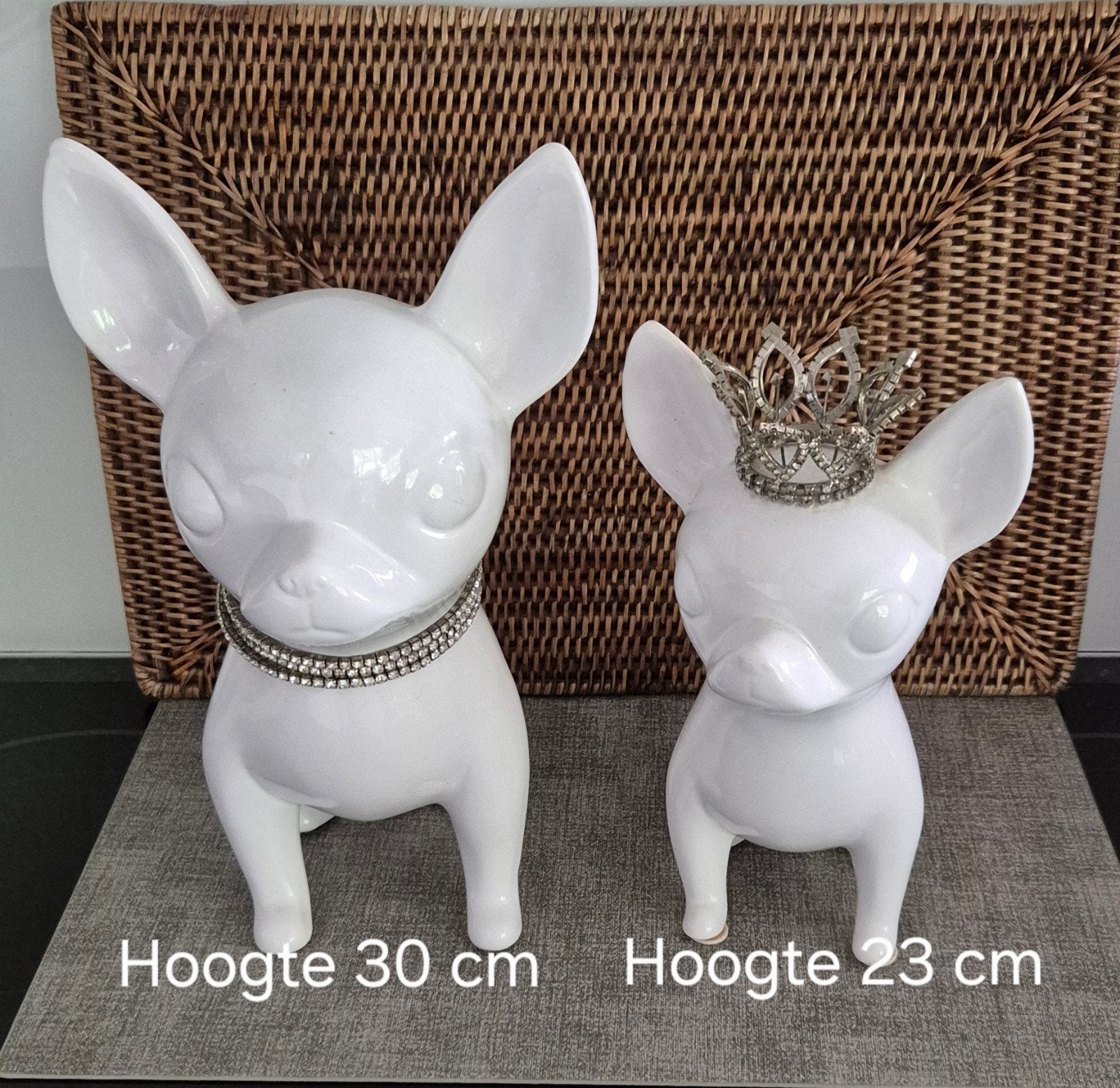 Witte Chihuahua Beeldjes Set met Strass (Kroon & Ketting), Ophalen
