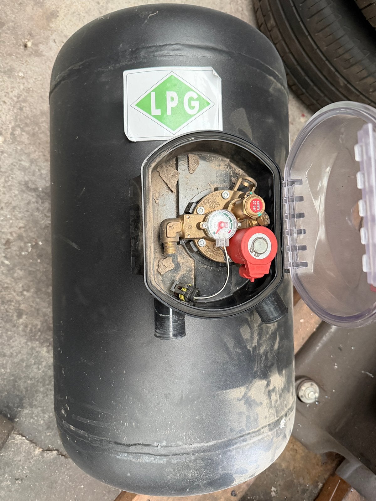 Réservoir de LPG   Inspection jusqu'en 2032, Enlèvement