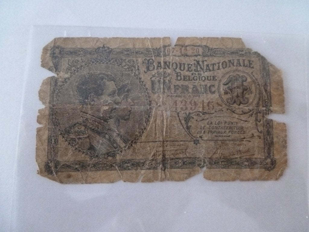 1920 billet belge de UN franc en mauvais état, Collections, Collections Autre, Enlèvement ou Envoi, Utilisé