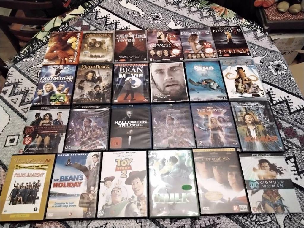 Totale Uitverkoop Dvd's, Blu Ray's en Boxen, Cd's en Dvd's, Ophalen, Gebruikt, Boxset