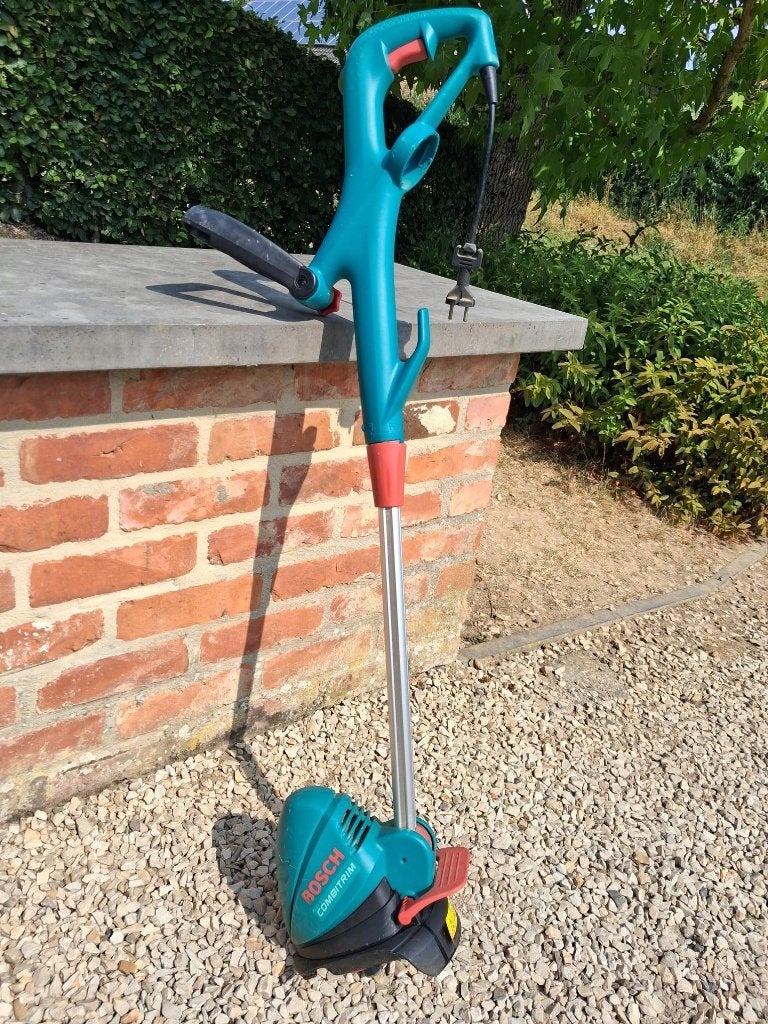 Coupe - bordure éléctrique à vendre, Électrique, Enlèvement, Utilisé, 10 à 30 cm