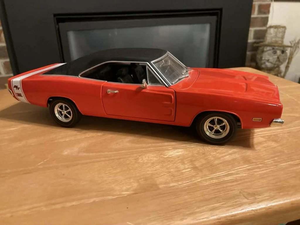 Dodge charger 1/18 gloednieuw, Ophalen of Verzenden, Nieuw, Hot Wheels