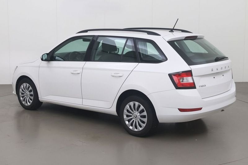 Skoda Fabia Sw SW 1.0 TSI Ambition 95, Autos, Entreprise, Noir, 5 portes, https://public.car-pass.be/vhr/8f60a80e-d464-443a-924b-92e8a8f50d12