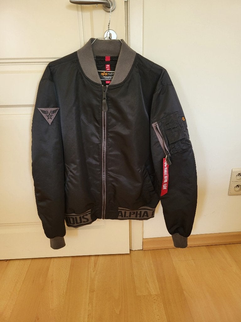 Alpha Industries bomberjas maat L, Kleding | Heren, Jassen | Zomer, Maat 52/54 (L), Alpha Industries, Zwart, Ophalen of Verzenden