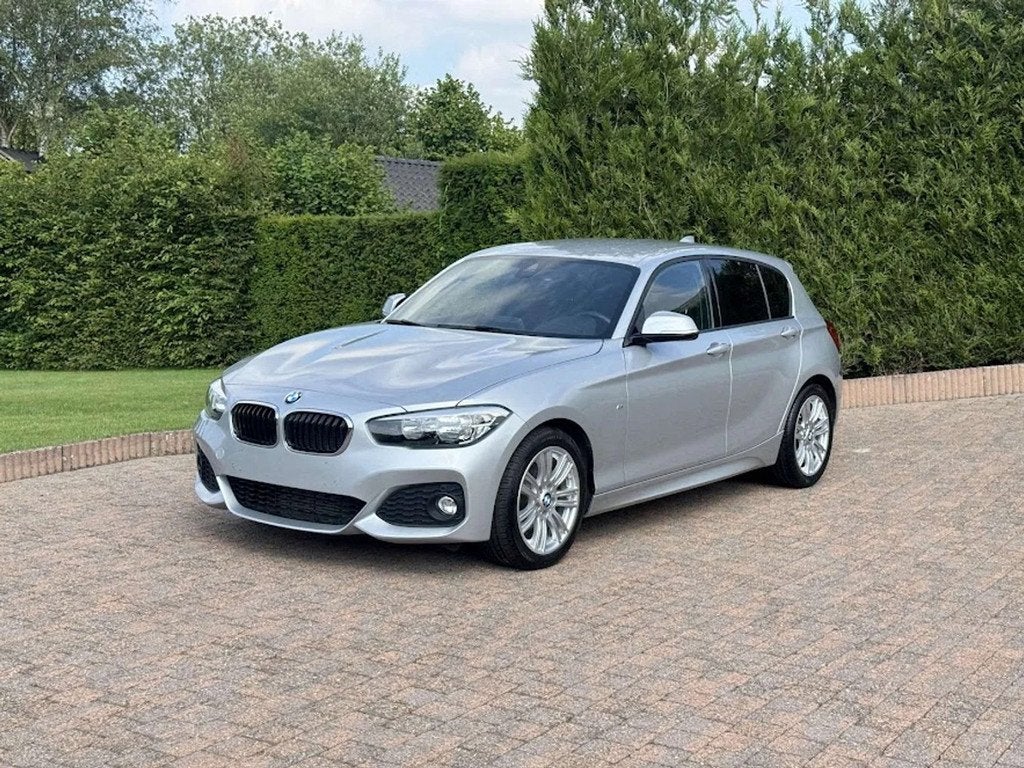 BMW 1 Serie 120 i M Sport / 5 DEURS / CAM / NAVI / PDC / AIR, Argent ou Gris, Achat, Entreprise, Boîte manuelle