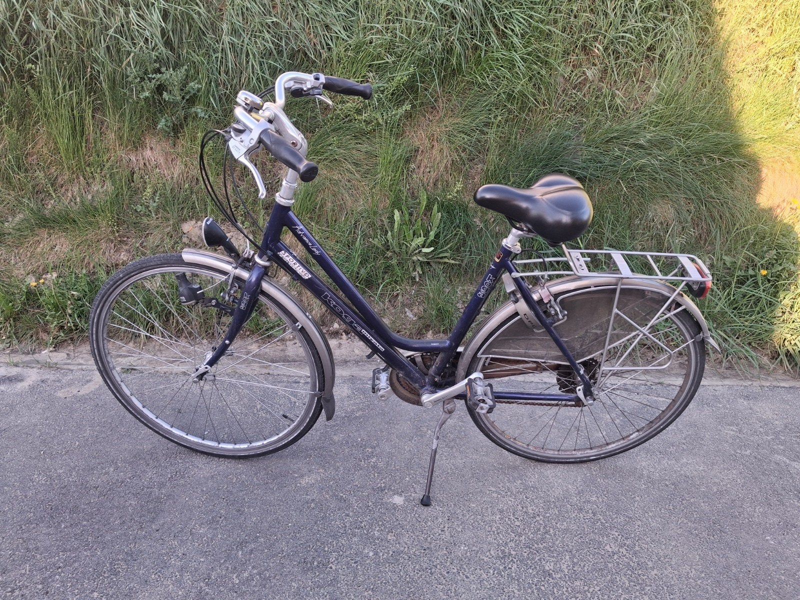 Damesfiets, Ophalen