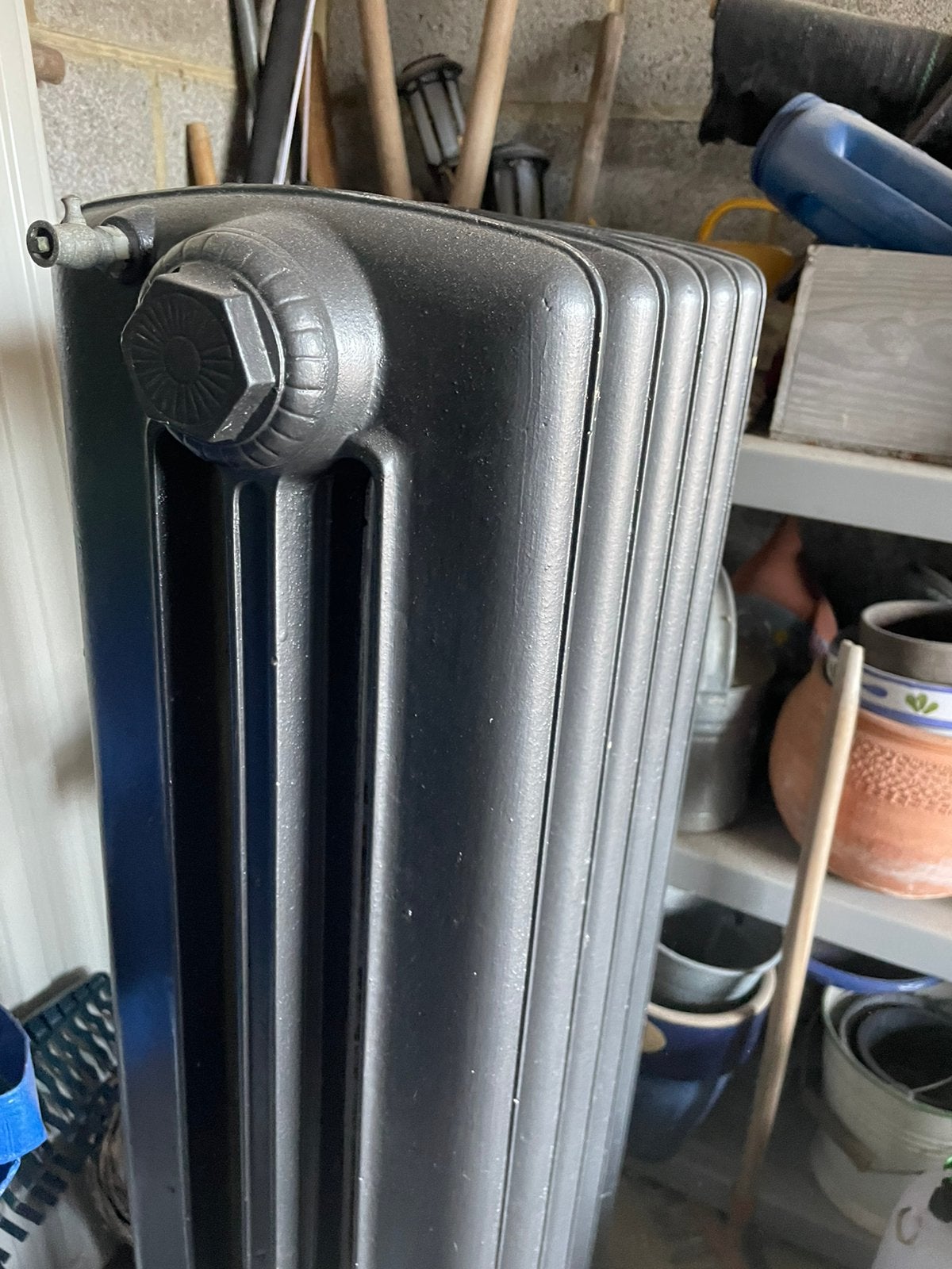 Ancien radiateur en fonte, Bricolage & Construction, Chauffage & Radiateurs, Enlèvement, Comme neuf, Radiateur
