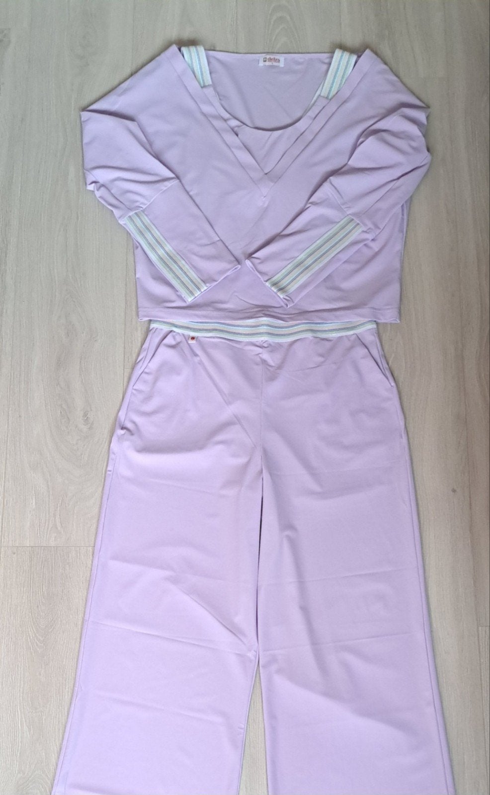 Set travelstof lila maat L, Kleding | Dames, Dames-kledingpakketten, Ophalen of Verzenden, Nieuw, Maat 42/44 (L)