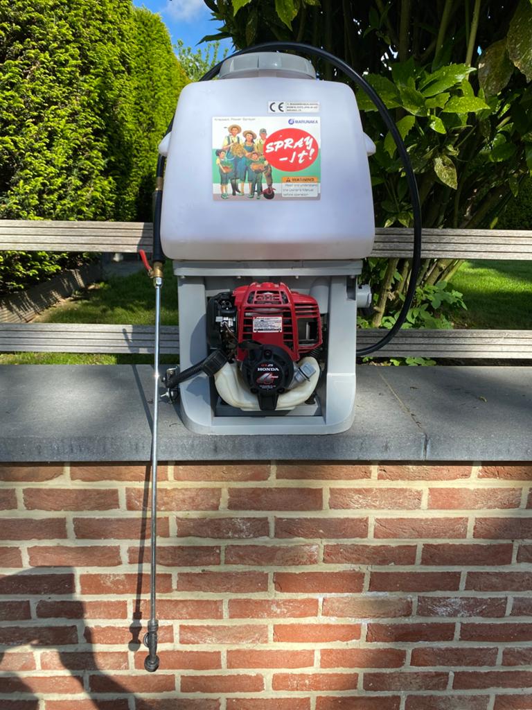 Sproeier Benzine Marunaka 26L, Tuin en Terras, Ophalen, Zo goed als nieuw