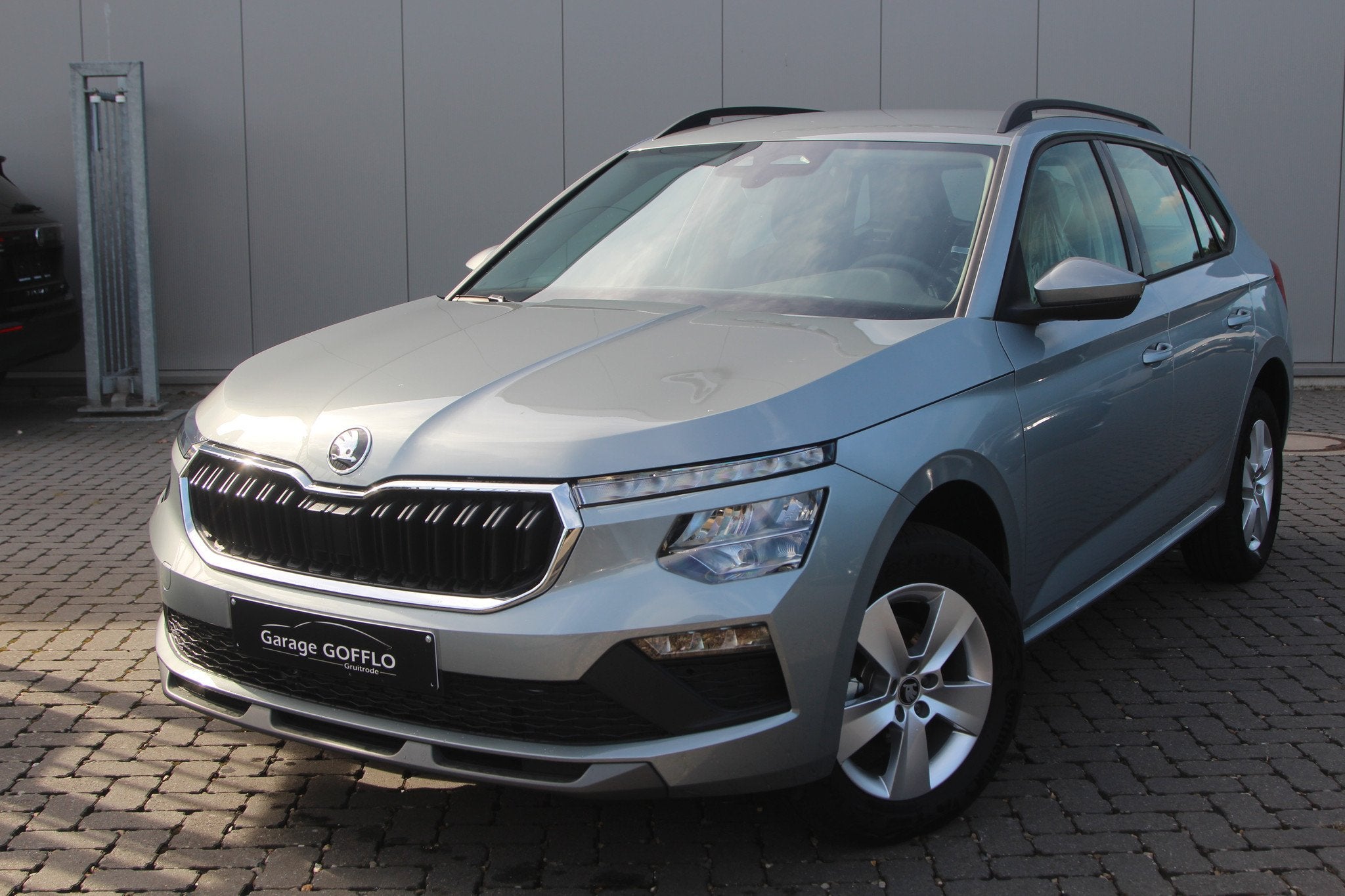 Skoda Kamiq 1.0TSI DSG - 10KM - 2026 - NIEUW, Neuf, Argent ou Gris, Achat, Euro 6