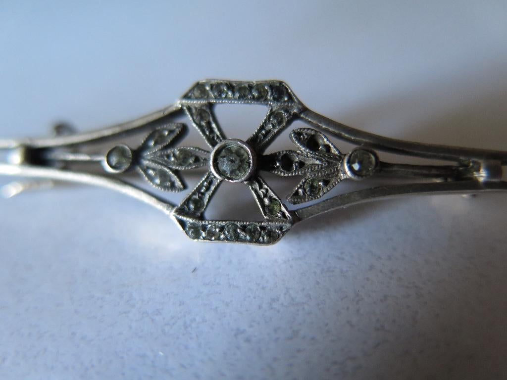 broche argent et marcasite, Bijoux, Sacs & Beauté, Broches, Enlèvement ou Envoi, 4 à 7 cm, Utilisé, Argent