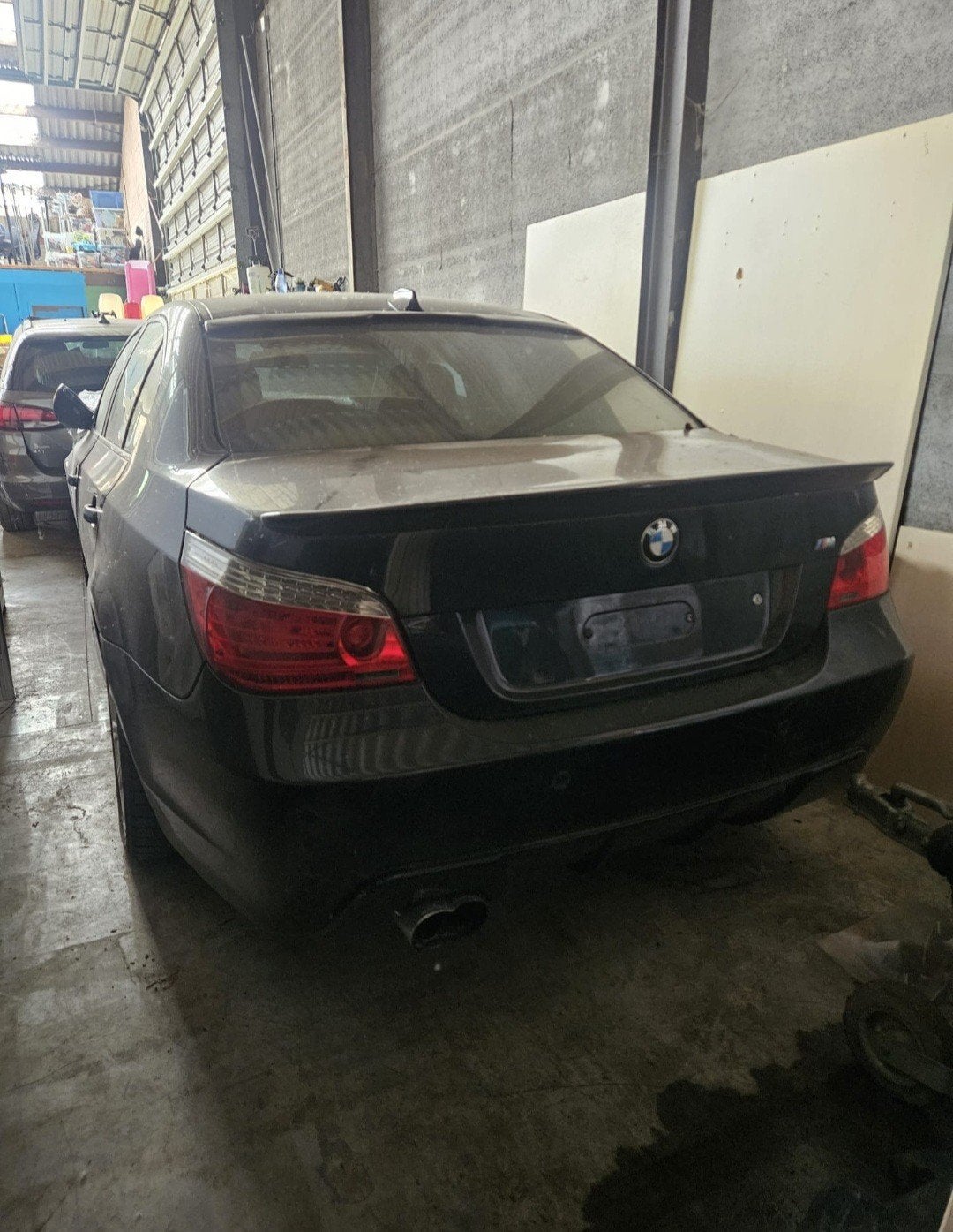 BMW 525D (530) M technic 2008 + AC Schnitzer - Ongevalwagen, Automaat, Achterwielaandrijving, Zwart, Zwart