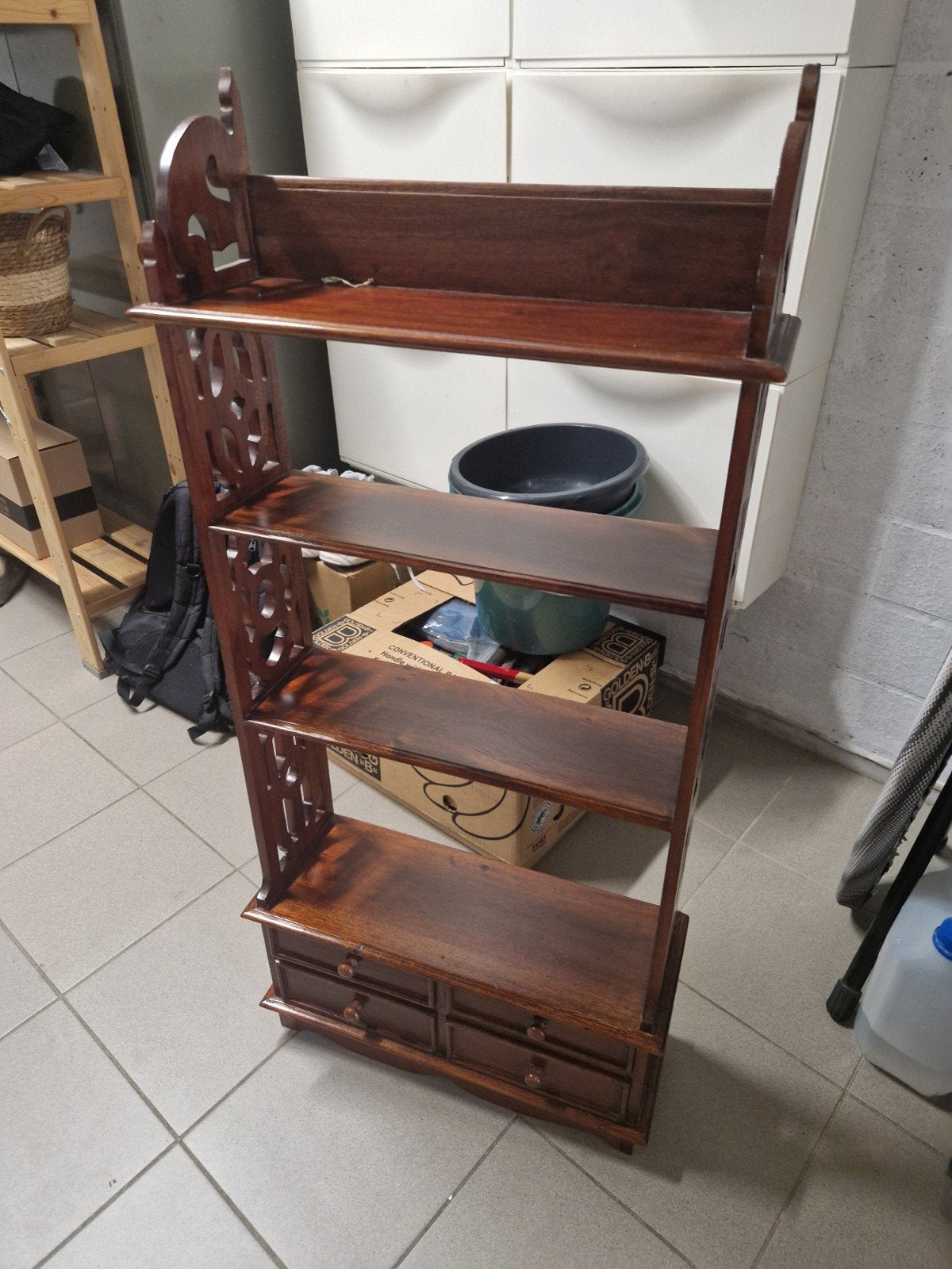 Vintage houten wandkast, Ophalen, Zo goed als nieuw, Met plank(en)