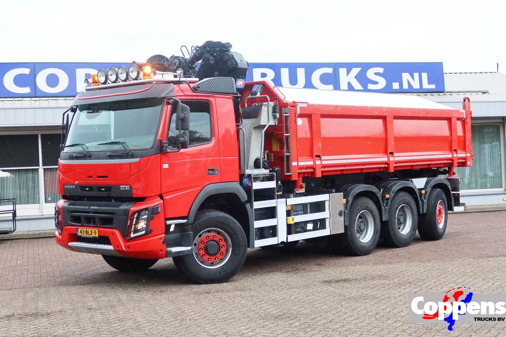 Volvo FMX 420 FM-X 420 Kipper 8x4 + Kraan H.M.F 1943Z2, Automaat, Bedrijf, Diesel, Trekhaak