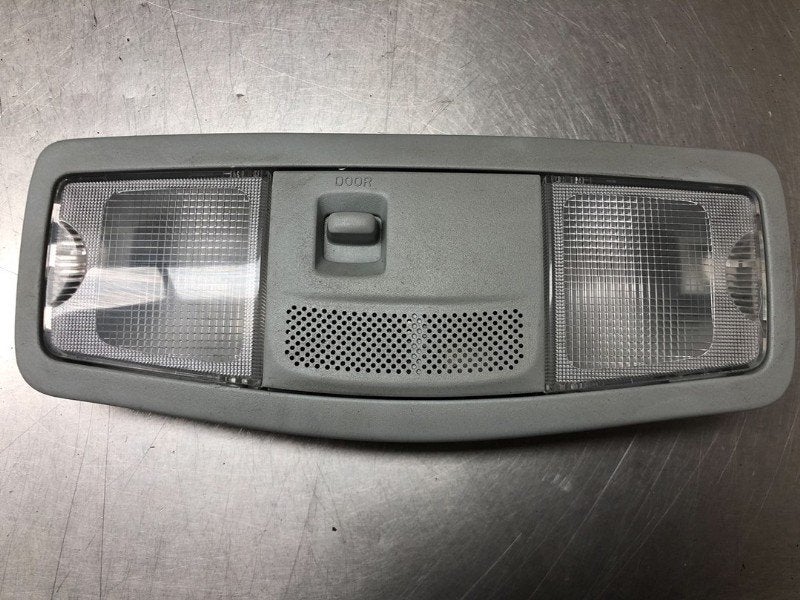 PLAFONNIER AVANT Mitsubishi Lancer Sports Sedan (CY / CZ), Autos : Pièces & Accessoires, Éclairage, Mitsubishi, Utilisé