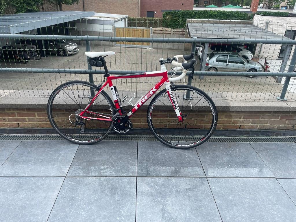 Trek 2.3 racefiets met shimano 105 ( 3 x 10 versnellingen), Fietsen en Brommers, 28 inch, Gebruikt, Velgrem, Aluminium