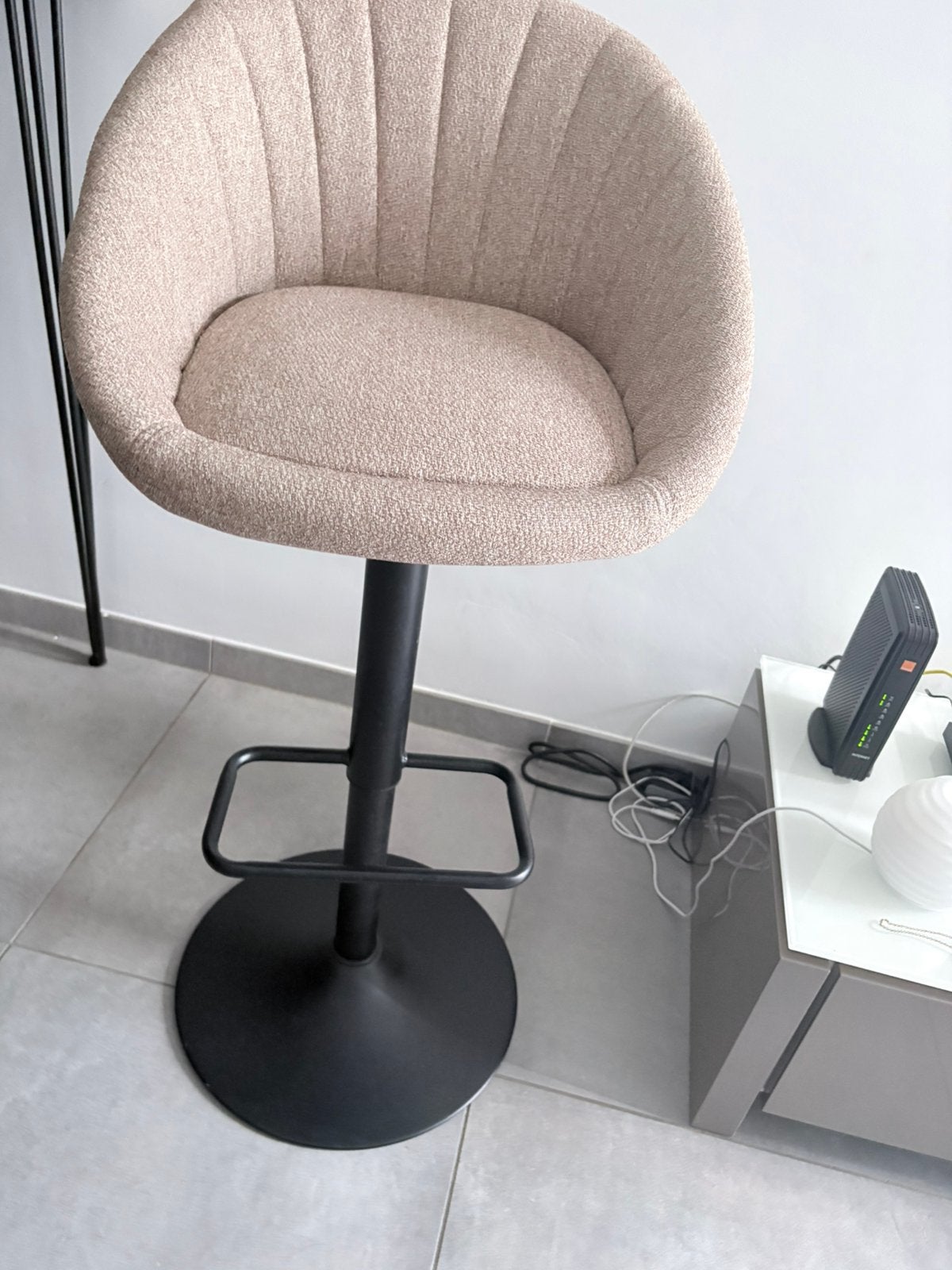 Haut tabouret, 90 cm ou plus, 2 tabourets, Comme neuf, Enlèvement