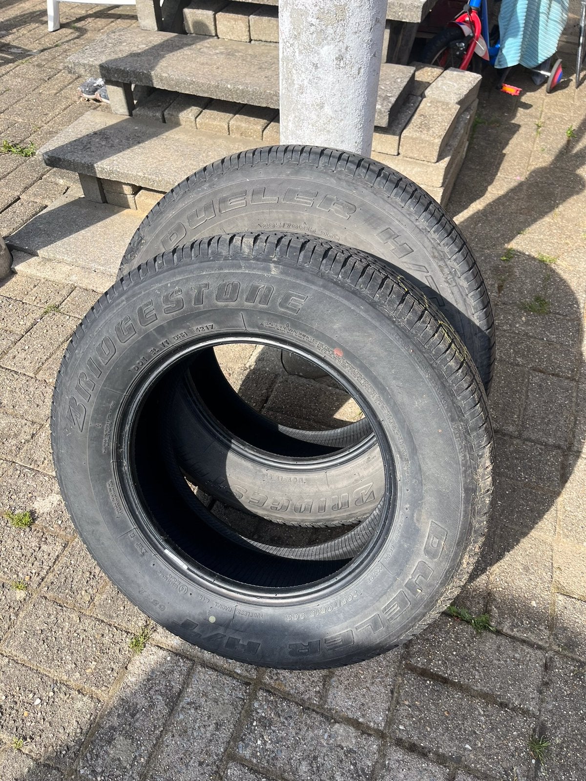 Pneus BRIDGESTONE Duler 205/70R 15‘’ (2 pneus), Pneu(s)
