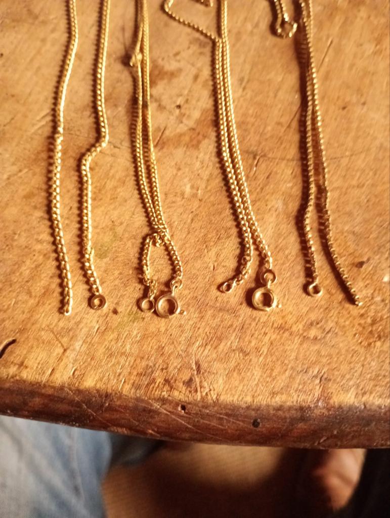 4 gouden kettingen  + hanger, Enlèvement ou Envoi